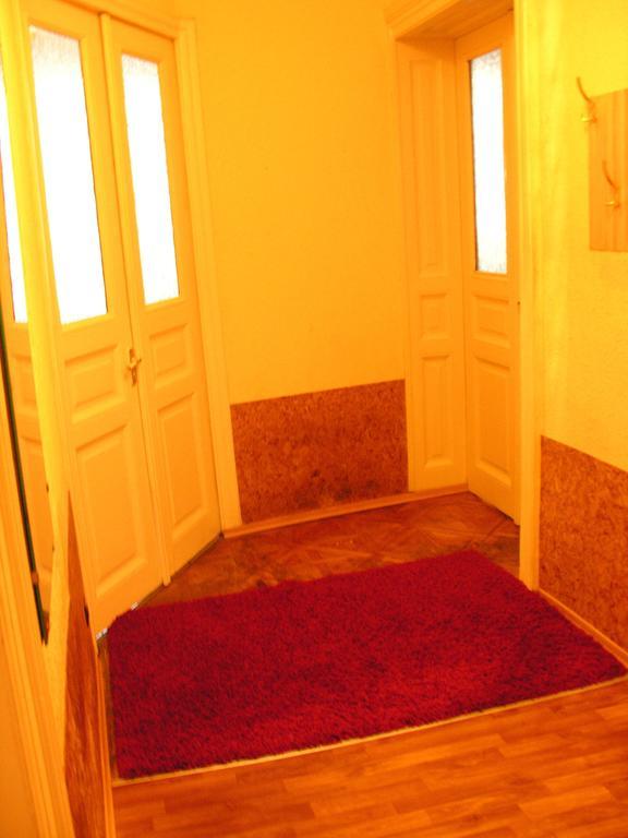 Lviv Of Open Hearts Apartment Стая снимка
